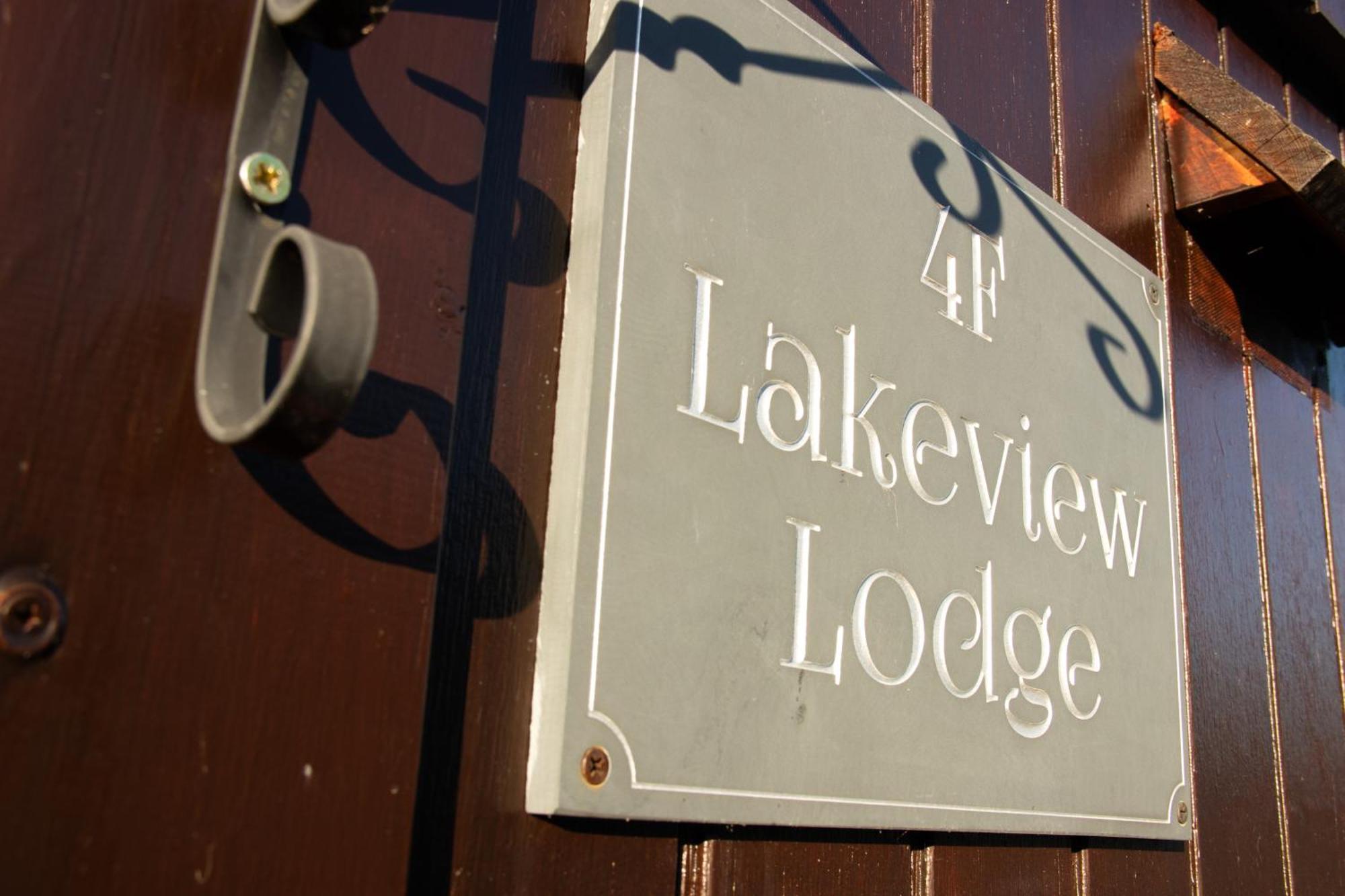 Lakeview Lodge, Builth Wells No Tradesmen Allowed Exterior photo